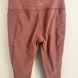 Beyond Yoga Mauve Leggings